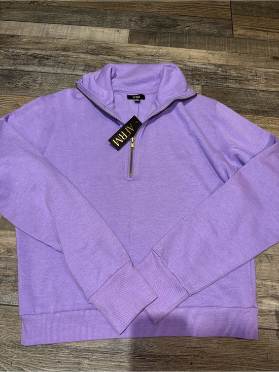 AFRM Tops - AFRM NWT Size XS 1/2 Zip
